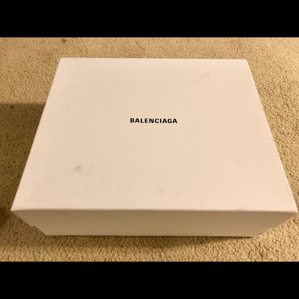 Balenciaga big gift box